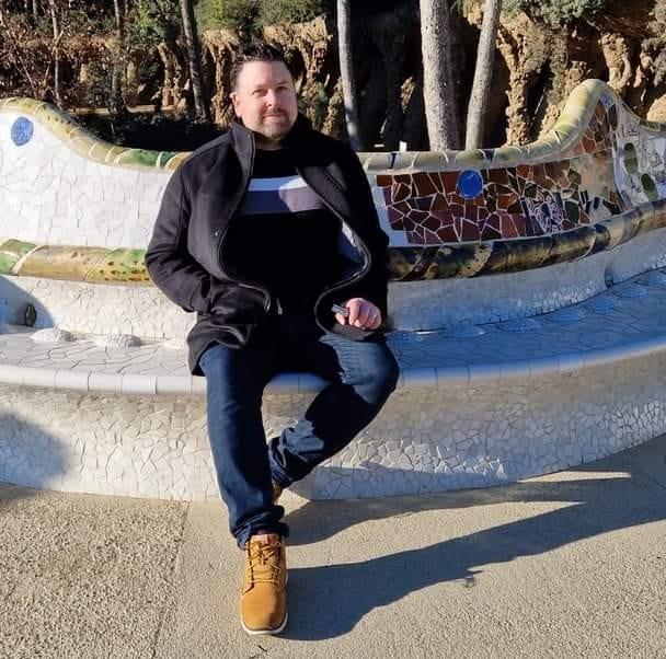 me-barca web design frodsham - John Wilson web designer